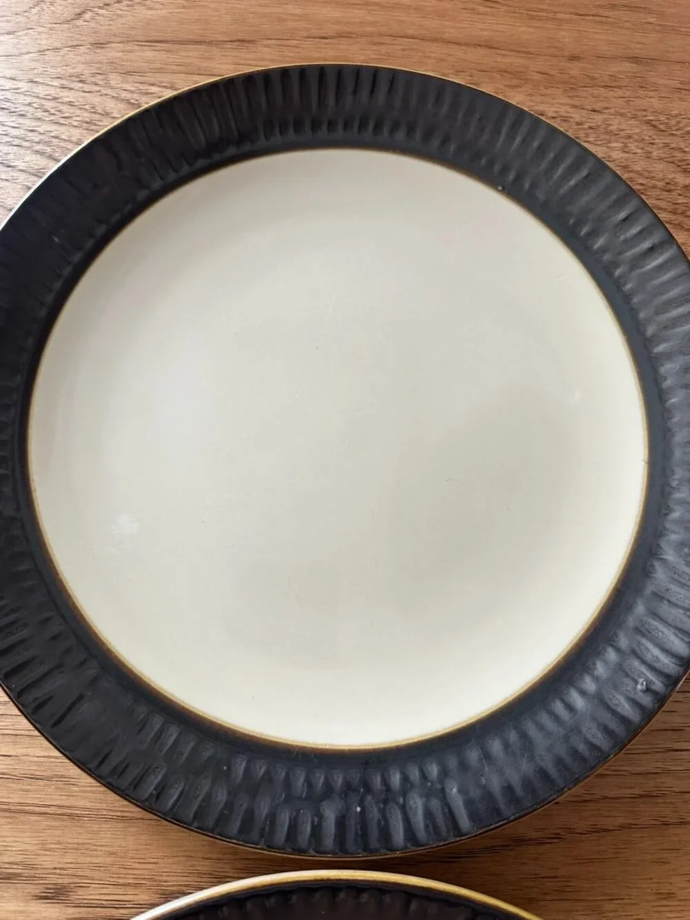 Crate & Barrel | Scavo Set of 2 Dinner Plates Embossed Metallic Brown Border